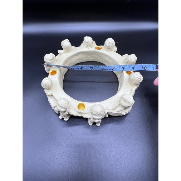 Vintage Abbey Press Advent Wreath Candle Holder Children All Over The World  - Picture 8 of 13